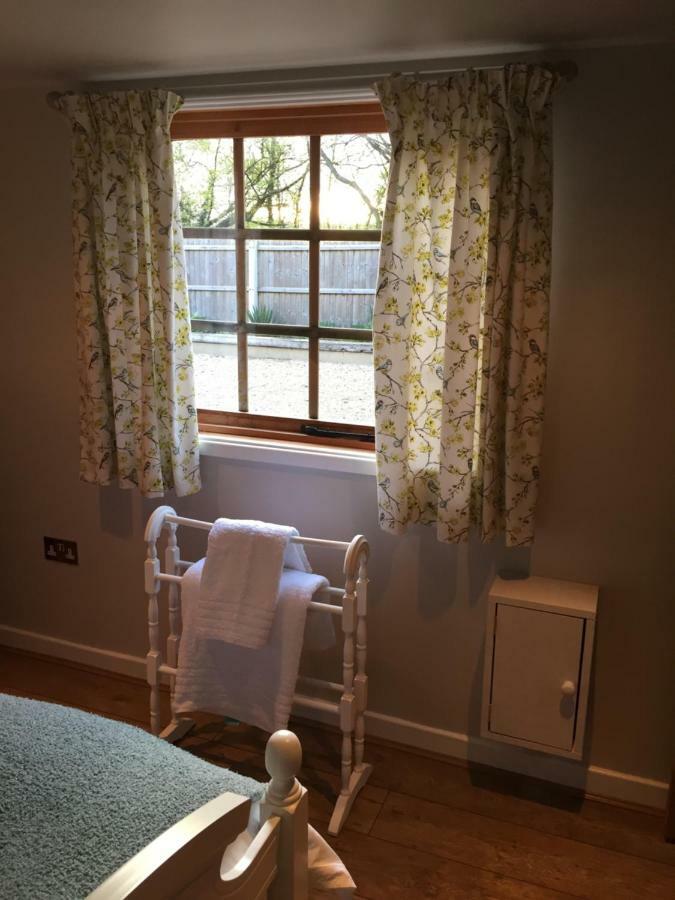 Stapehill Lodge B&B Hampreston Zewnętrze zdjęcie