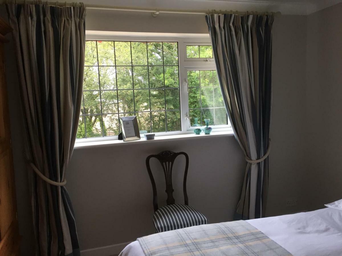 Stapehill Lodge B&B Hampreston Zewnętrze zdjęcie